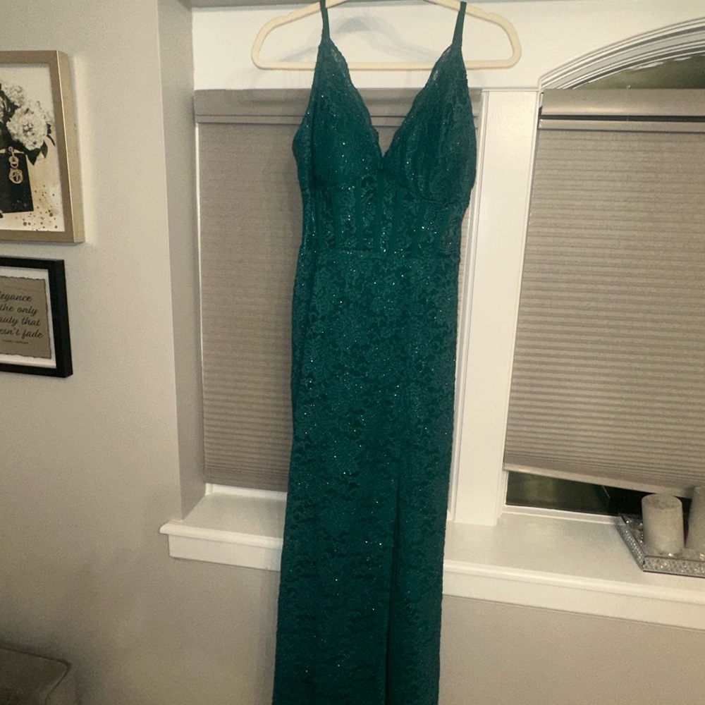 Morgan & Co. Teal Lace Dress